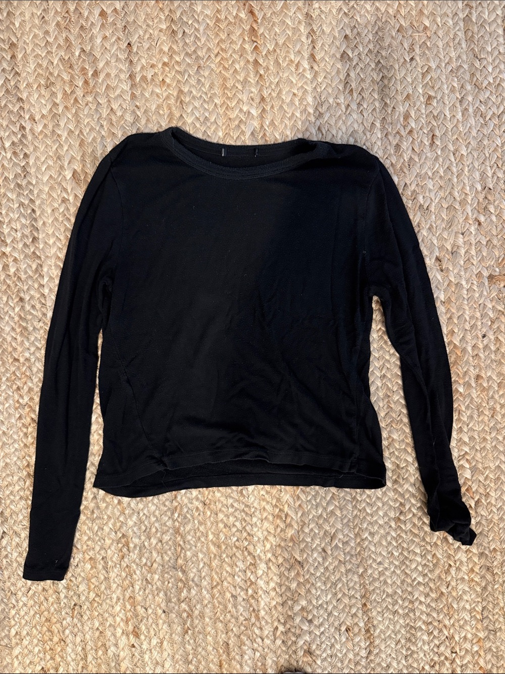 Brandy Melville Black Long-Sleeve Crewneck Top